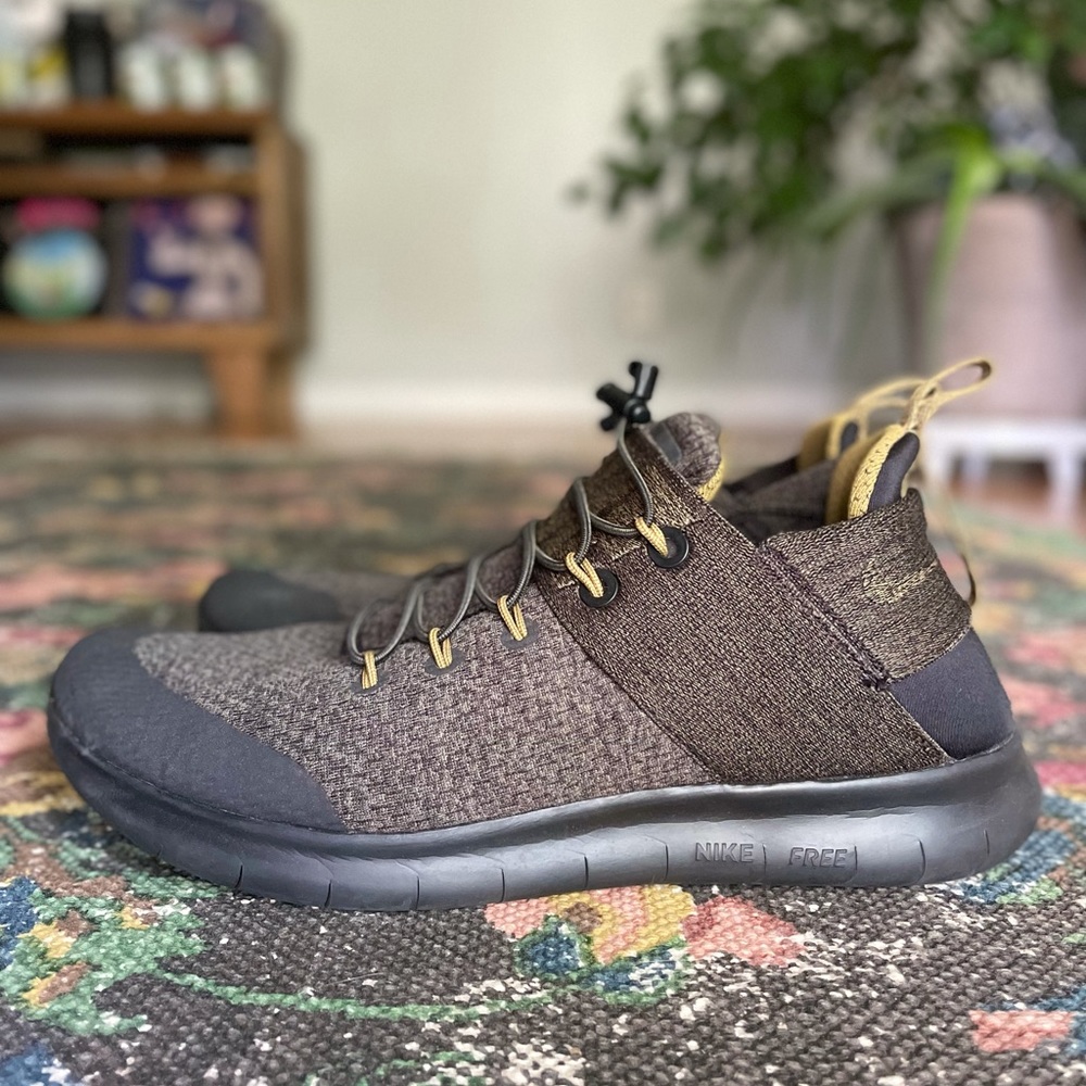 Nike Free RN Commuter Running Men 9.5/Women 11